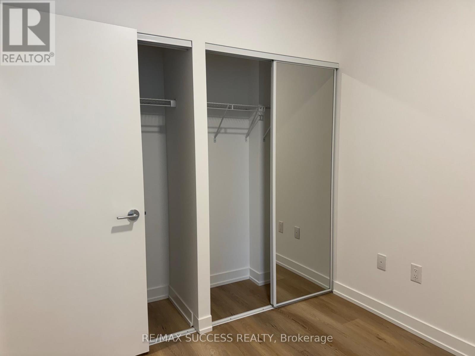 1607 - 395 Square One Drive, Mississauga, Ontario  L5B 0P6 - Photo 20 - W13669636