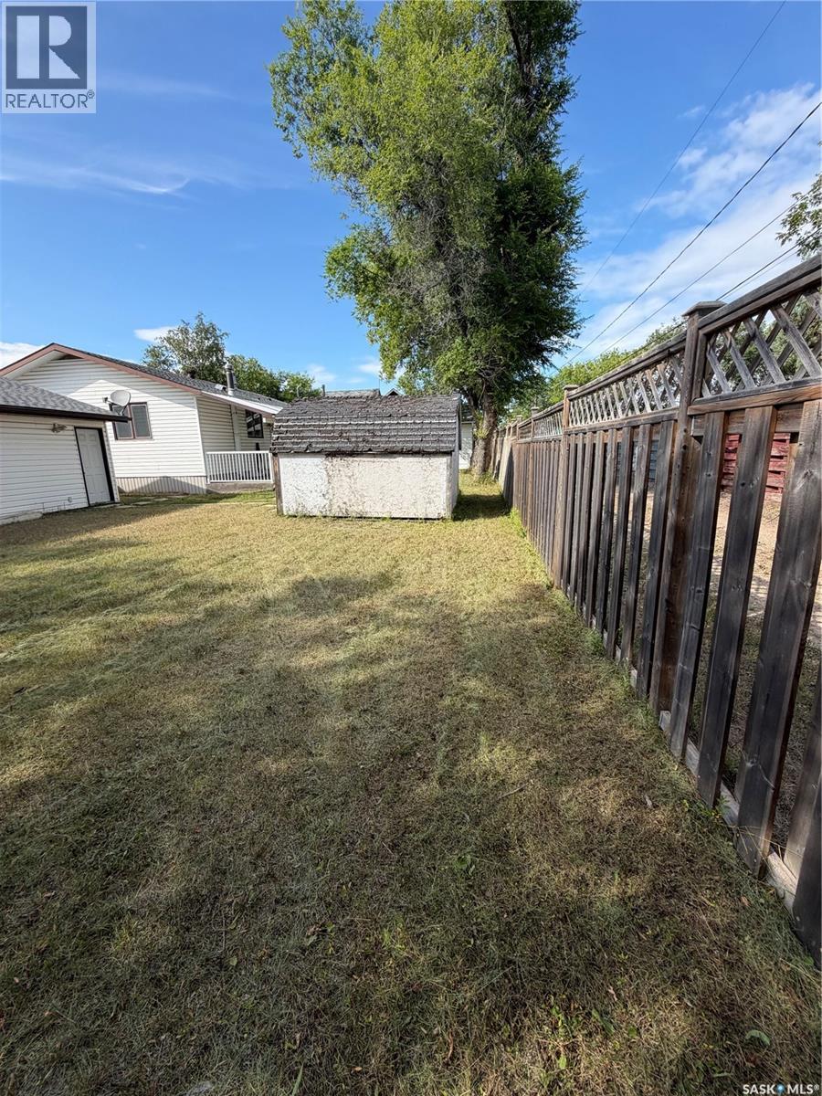 116 Hamjea Street, Hudson Bay, Saskatchewan  S0E 0Y0 - Photo 7 - SK045422