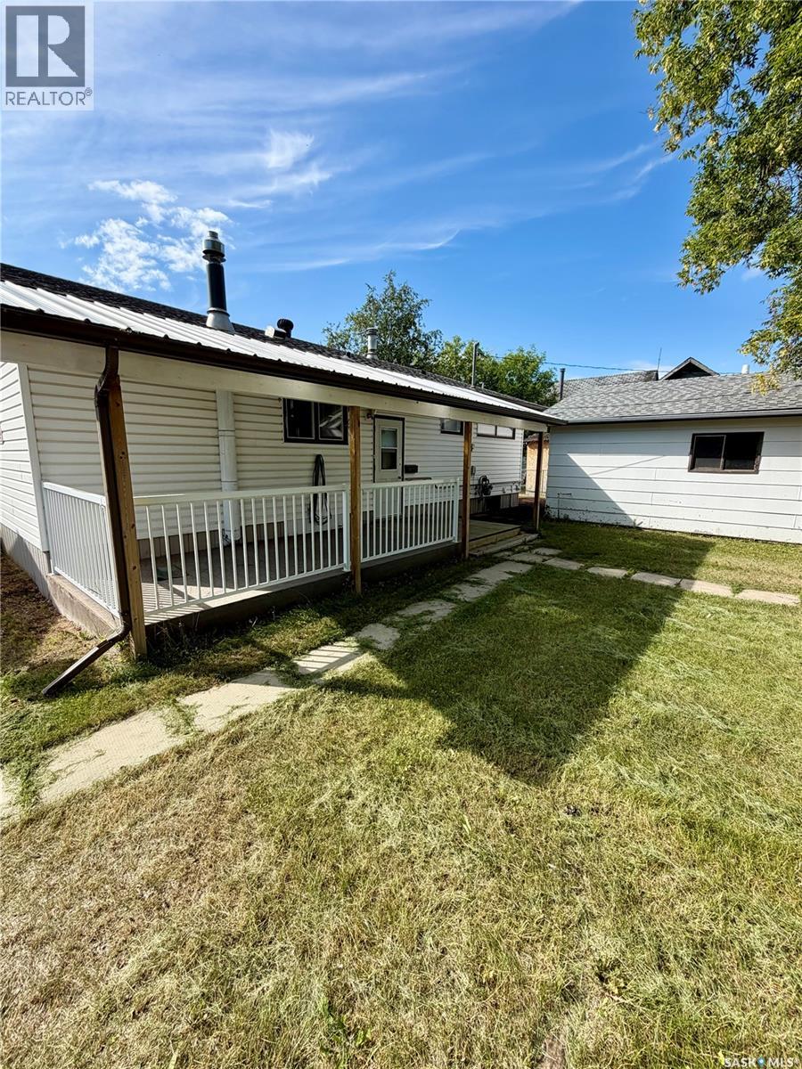 114 Hamjea Street, Hudson Bay, Saskatchewan  S0E 0Y0 - Photo 39 - SK045315