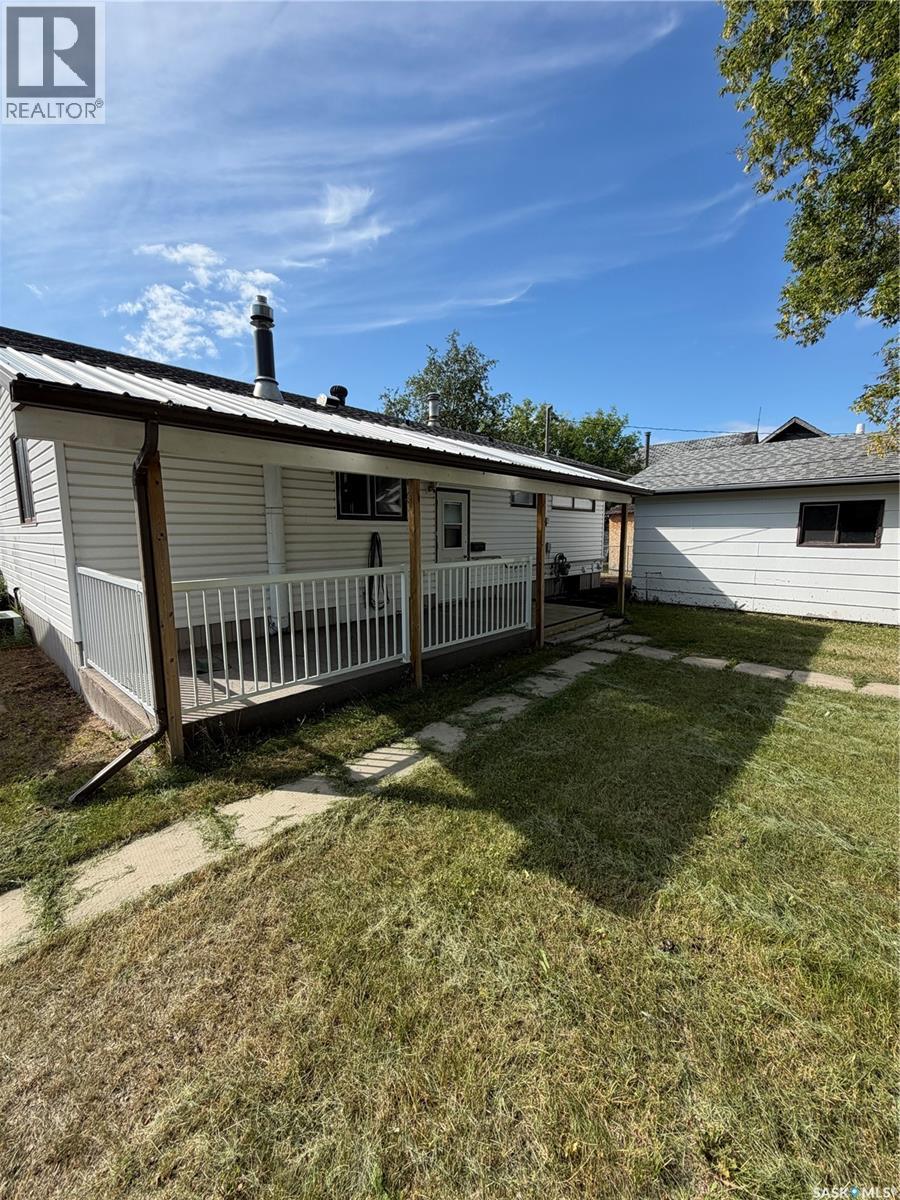 114 Hamjea Street, Hudson Bay, Saskatchewan  S0E 0Y0 - Photo 45 - SK045315
