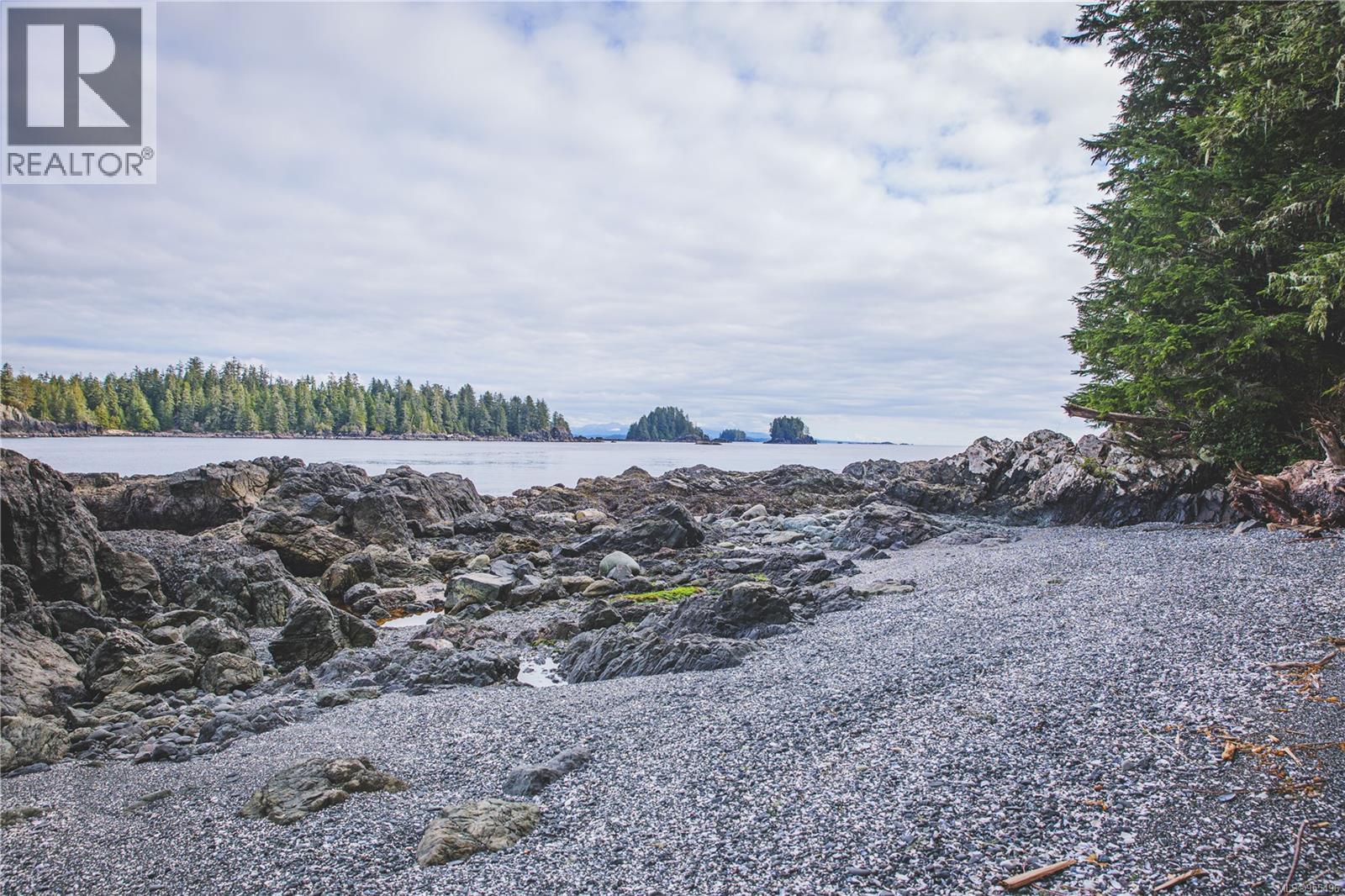 0 Francis Island, Ucluelet, British Columbia  V0R 3A0 - Photo 16 - 955496
