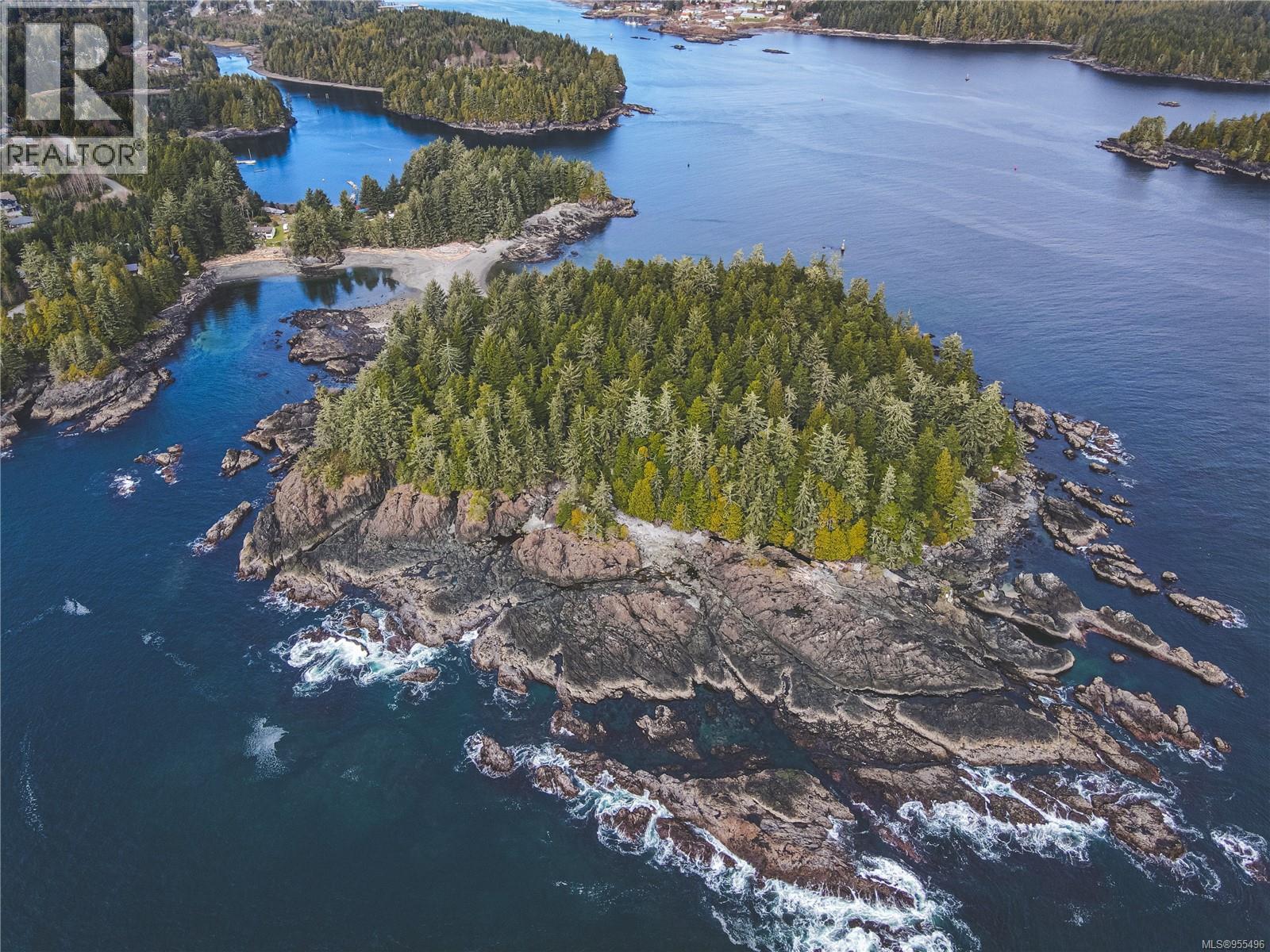 0 Francis Island, Ucluelet, British Columbia