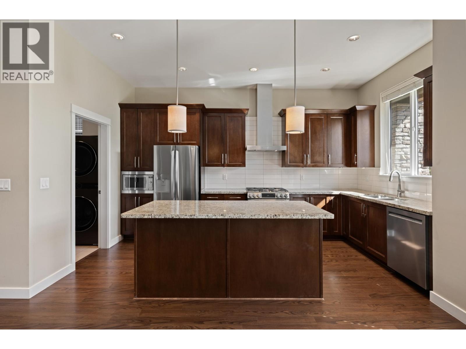5116 Cedar Springs Drive, Delta, British Columbia  V4M 0A7 - Photo 9 - R3154952