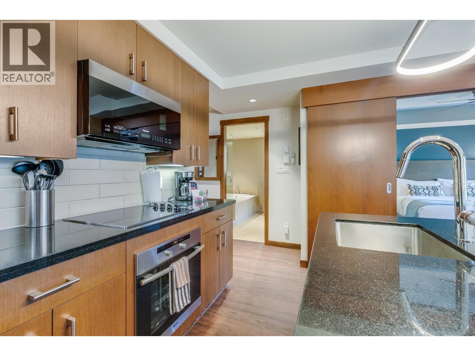 314a 2020 London Lane, Whistler, British Columbia  V0N 1B2 - Photo 10 - R3155375