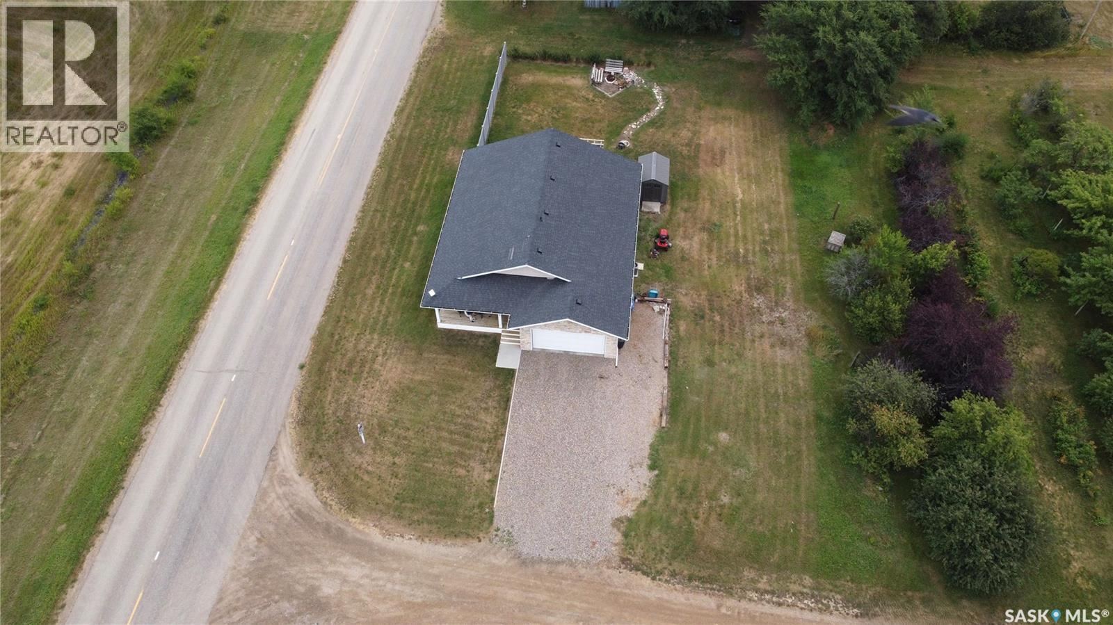 203 Broadway Avenue, Broderick, Saskatchewan  S0H 0L0 - Photo 30 - SK045399