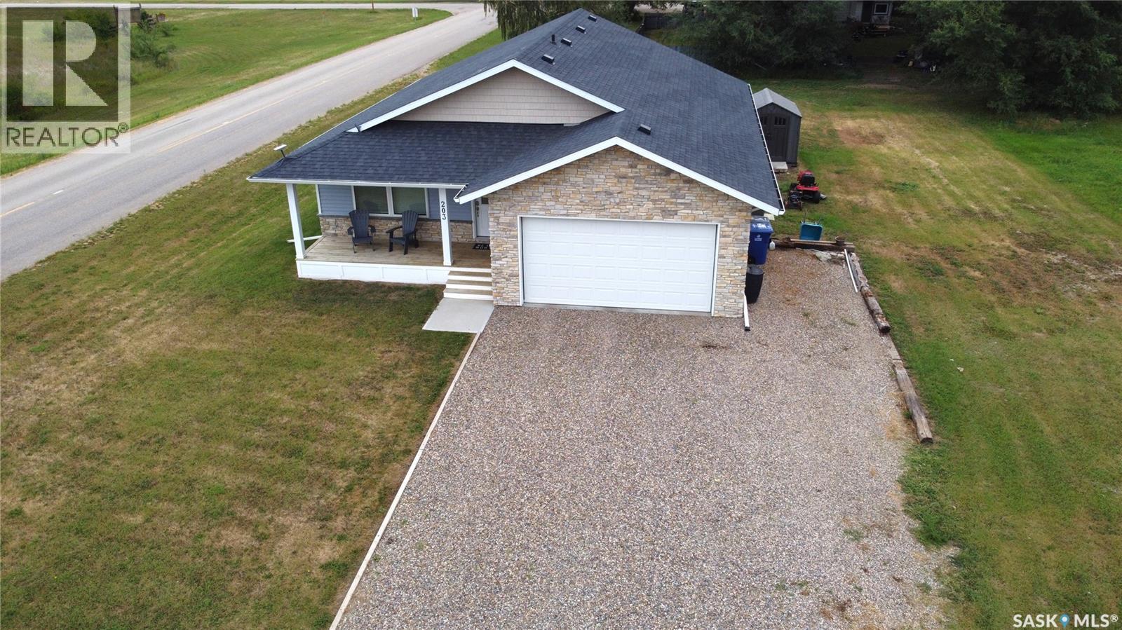 203 Broadway Avenue, Broderick, Saskatchewan  S0H 0L0 - Photo 32 - SK045399