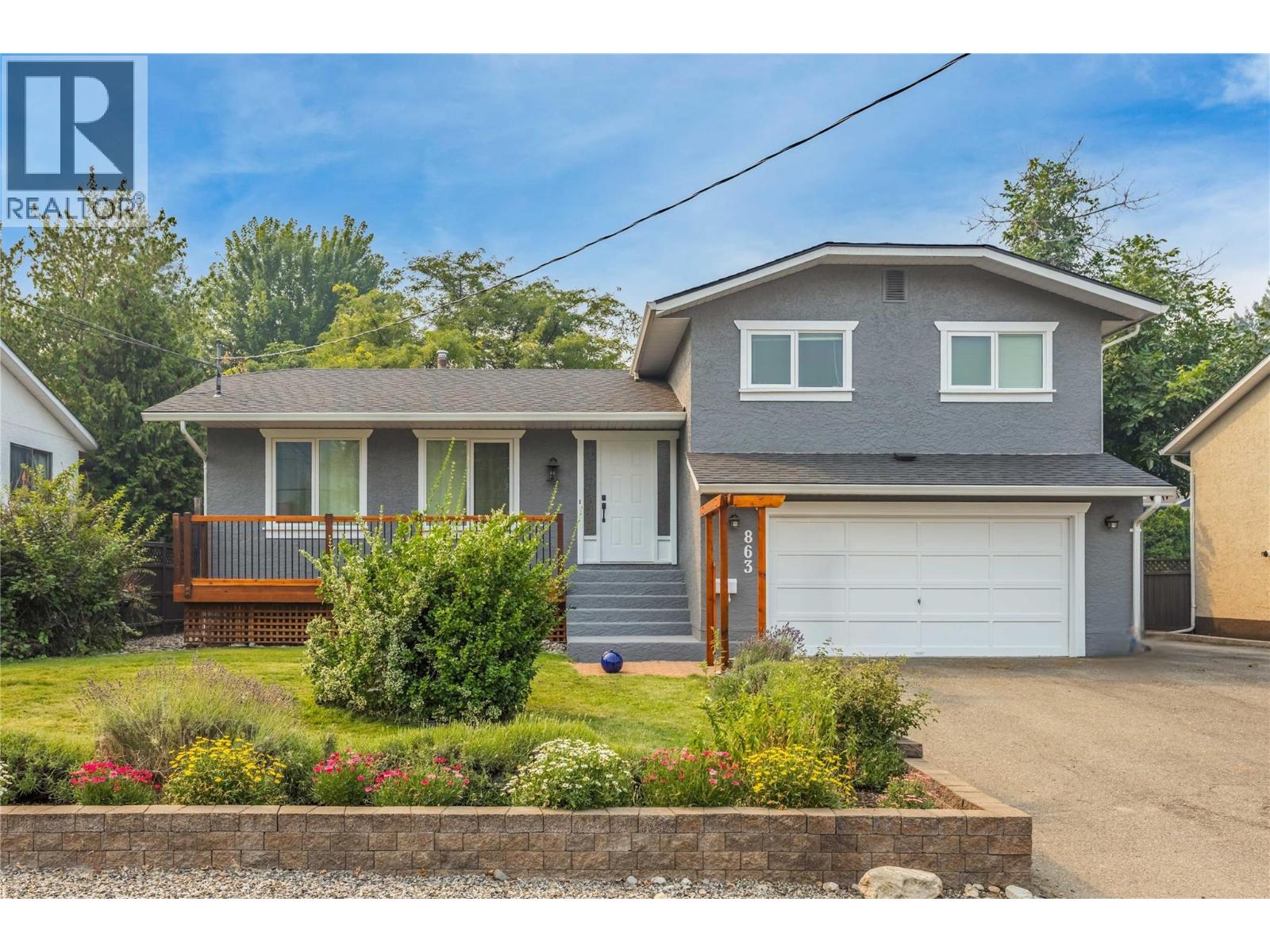 863 Hammer Avenue, Kelowna, British Columbia
