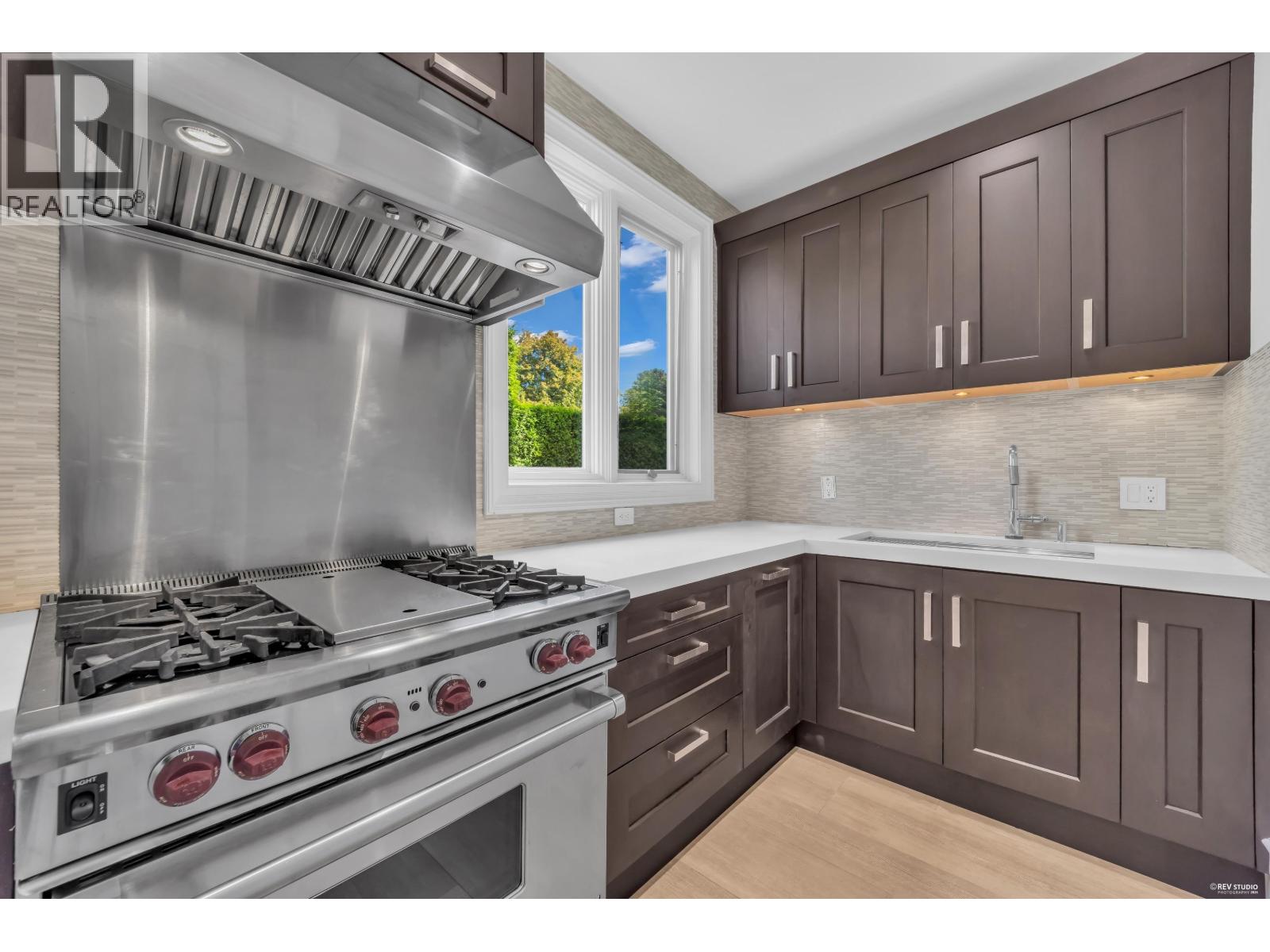 6599 Churchill Street, Vancouver, British Columbia  V6P 5B2 - Photo 6 - R3155253
