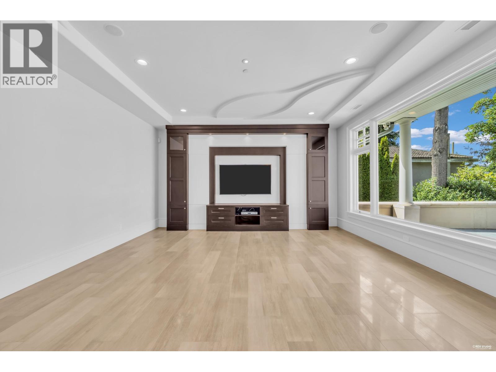 6599 Churchill Street, Vancouver, British Columbia  V6P 5B2 - Photo 8 - R3155253
