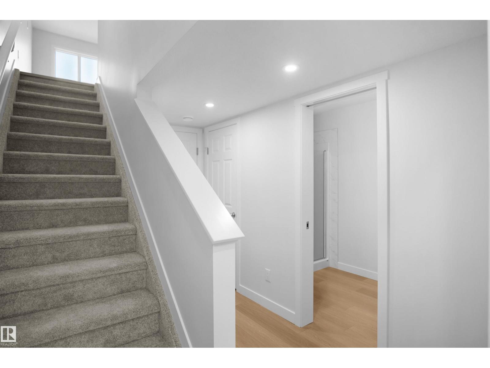 5139 River's Edge Wy NW, Edmonton, Alberta  T6M 3B6 - Photo 3 - E4500290