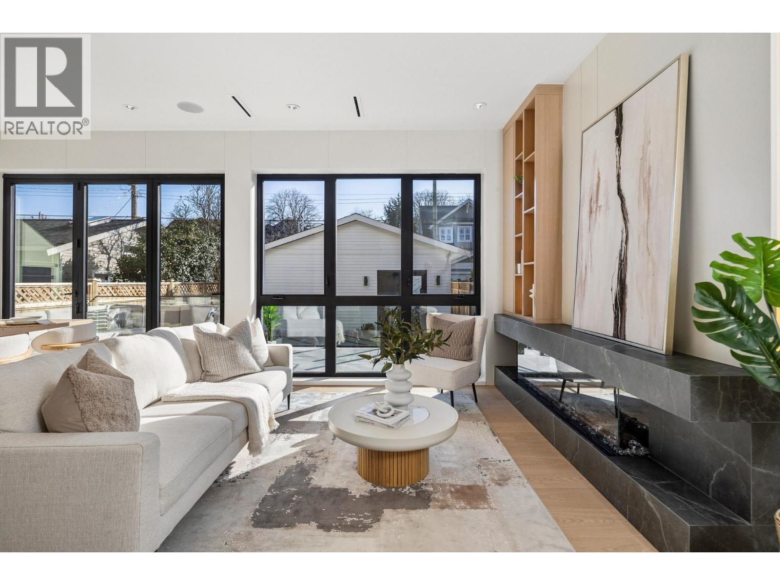 2 3036 W 13th Avenue, Vancouver, British Columbia  V6K 2V2 - Photo 5 - R3139574