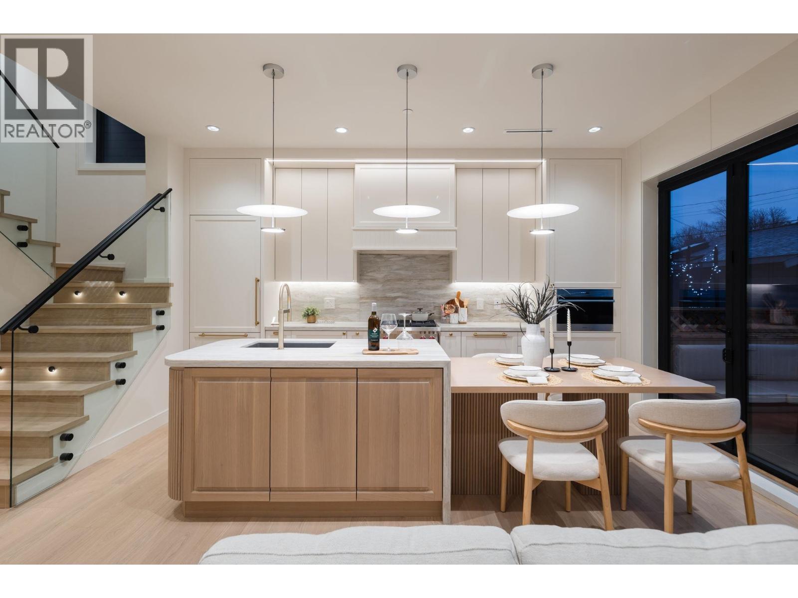 2 3036 W 13th Avenue, Vancouver, British Columbia  V6K 2V2 - Photo 35 - R3139574