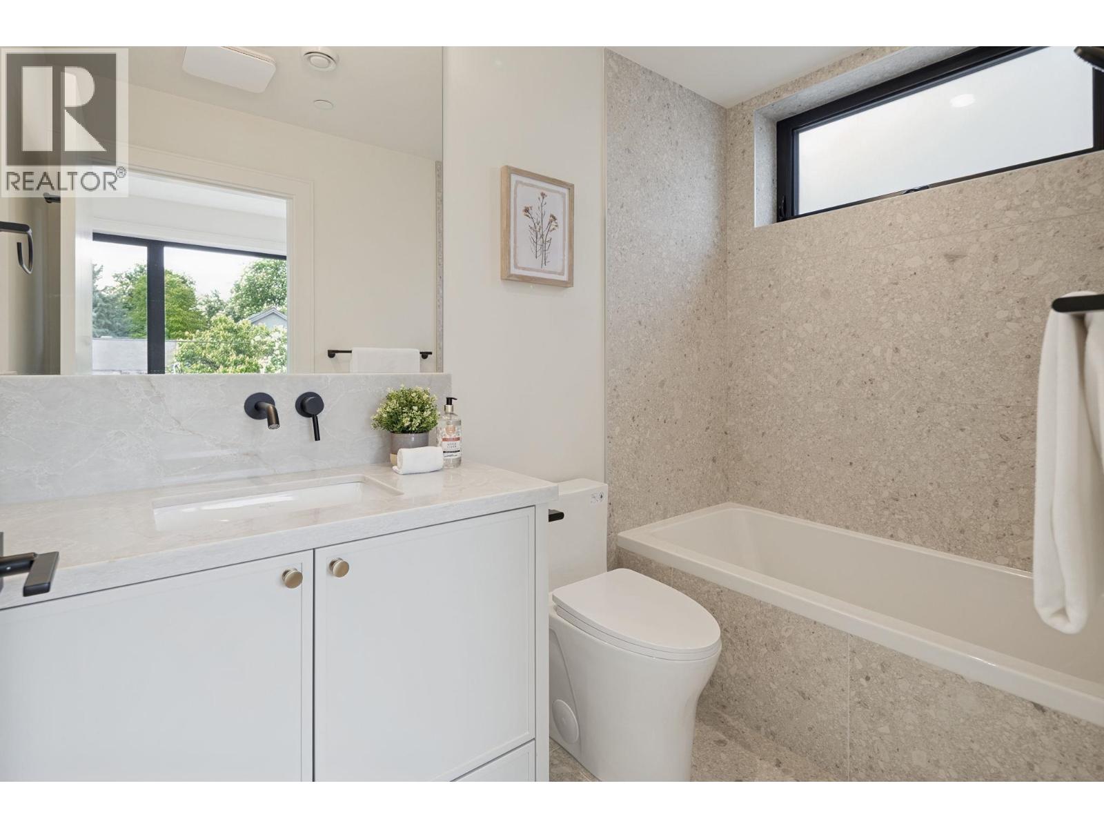 2 3036 W 13th Avenue, Vancouver, British Columbia  V6K 2V2 - Photo 26 - R3139574