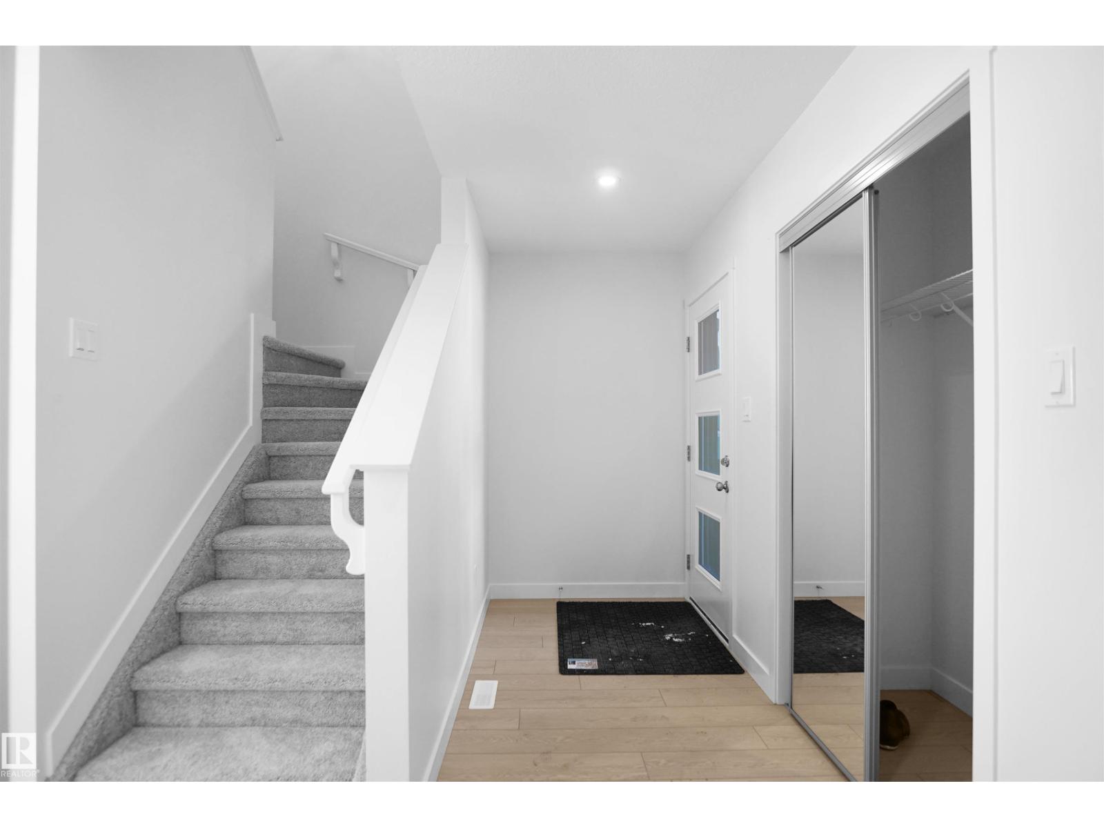 8897 Carson Wy SW, Edmonton, Alberta  T6W 5H8 - Photo 3 - E4477258