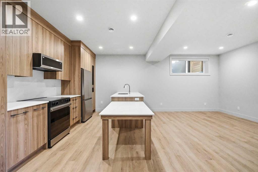 3 Mystic Ridge Way SW, Calgary, Alberta  T3H 1S7 - Photo 39 - A2335494