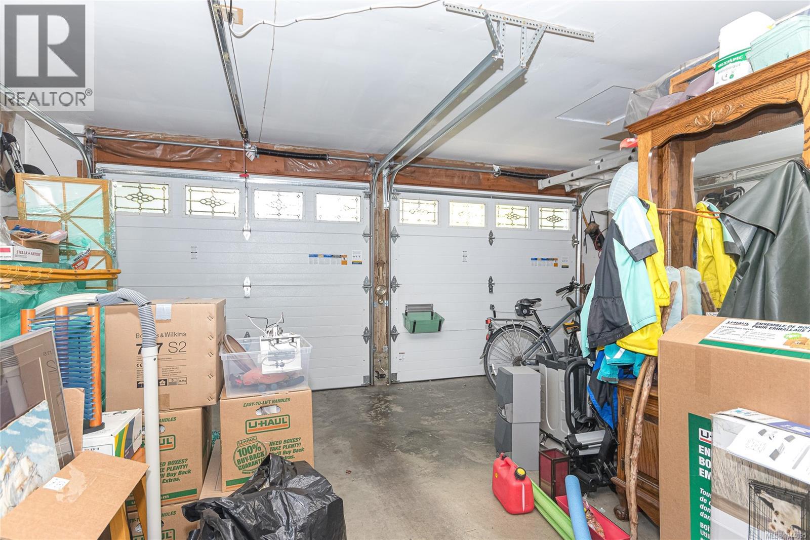 986 Lucas Ave, Saanich, British Columbia V8X 4H5 - Photo 29 - 1044095