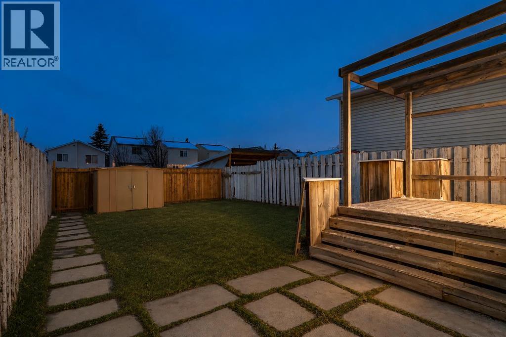 33 Martindale Court NE, Calgary, Alberta  T3J 2V8 - Photo 23 - A2327184