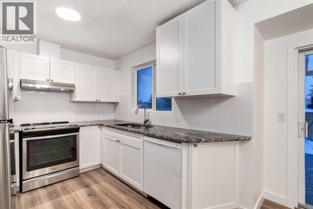 33 Martindale Court NE, Calgary, Alberta  T3J 2V8 - Photo 9 - A2327184
