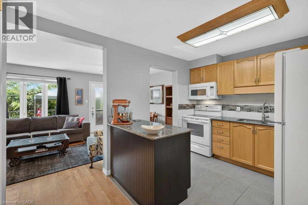 1889 Upper Wentworth Street Unit# 47, Hamilton, Ontario  L9B 2T8 - Photo 8 - 40845320