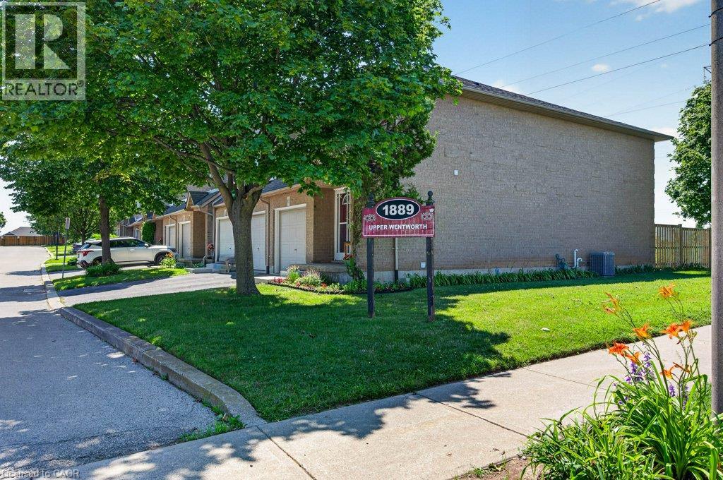 1889 Upper Wentworth Street Unit# 47, Hamilton, Ontario  L9B 2T8 - Photo 3 - 40845320