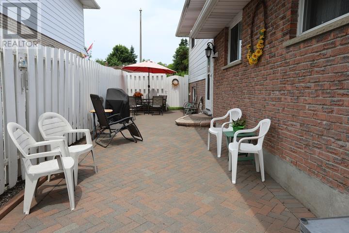 170 Laronde Ave, Sault Ste. Marie, Ontario  P6B 5R6 - Photo 8 - SM262124