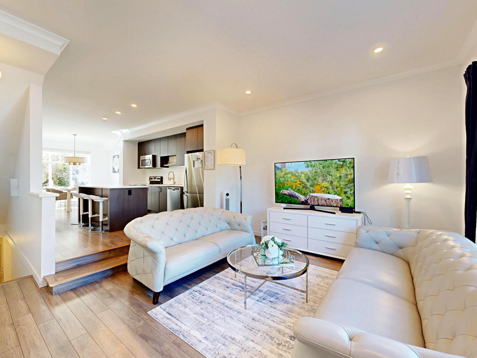 130 15230 GUILDFORD DRIVE, Surrey, British Columbia