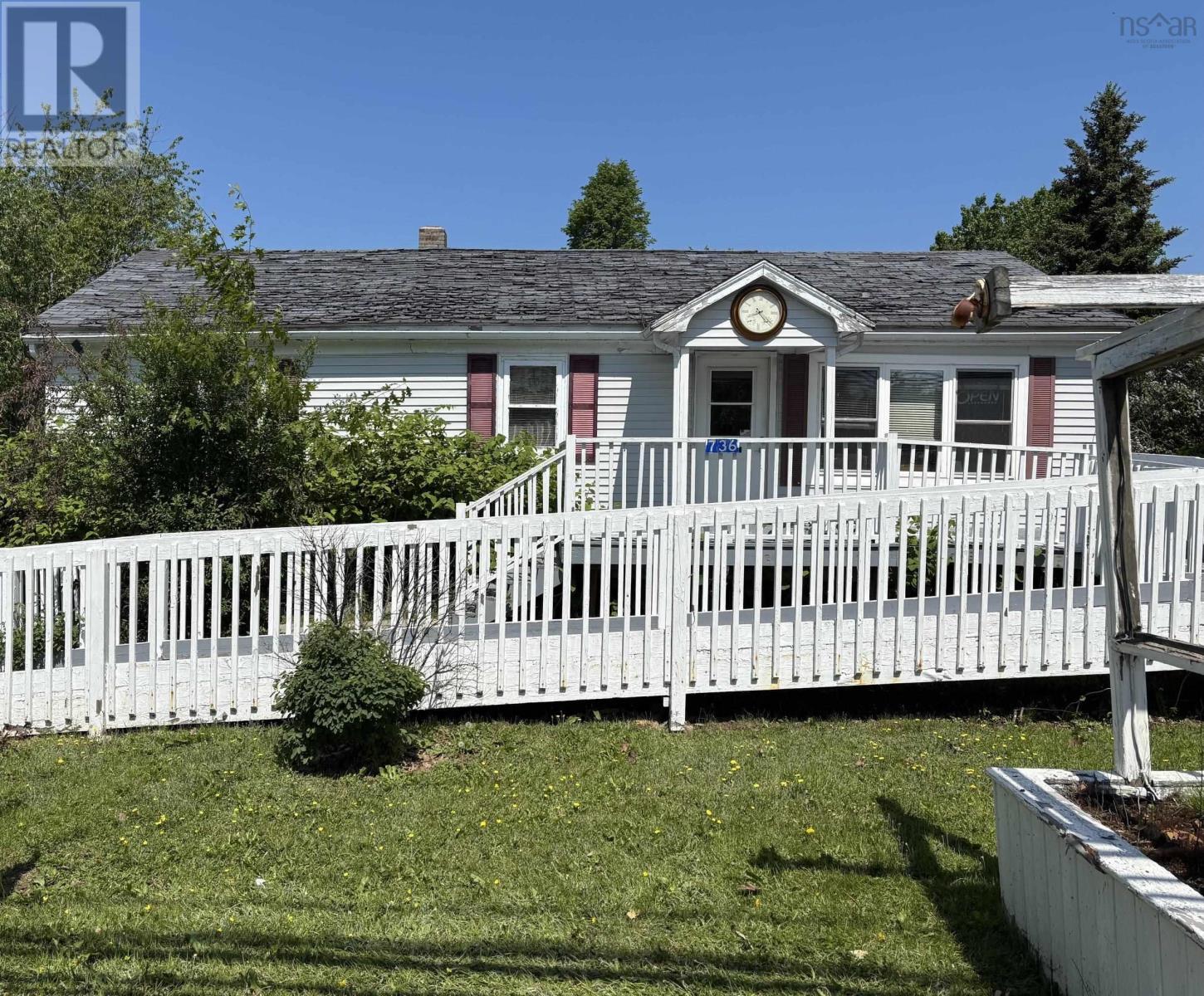 736 Highway 2, Elmsdale, Nova Scotia  B2S 1E9 - Photo 4 - 202613660