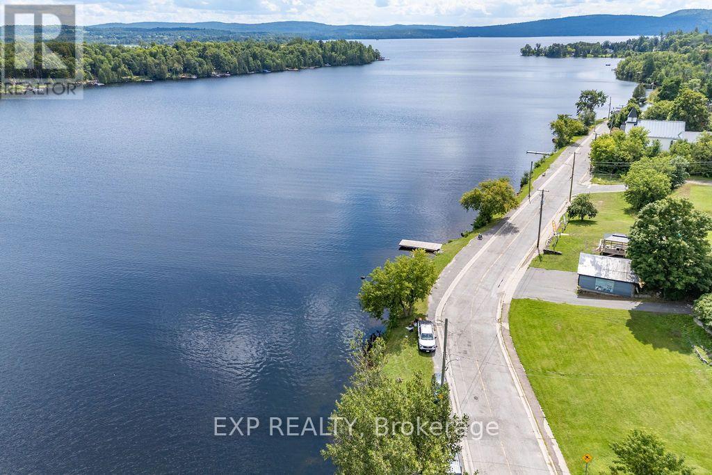 12595 Lanark Road, Greater Madawaska, Ontario  K0J 1H0 - Photo 14 - X13669722