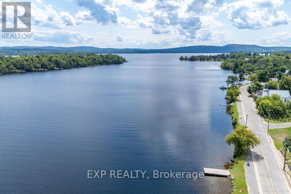 12595 Lanark Road, Greater Madawaska, Ontario  K0J 1H0 - Photo 15 - X13669722