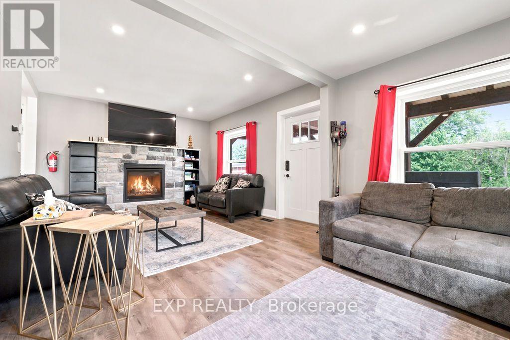 12595 Lanark Road, Greater Madawaska, Ontario  K0J 1H0 - Photo 26 - X13669722