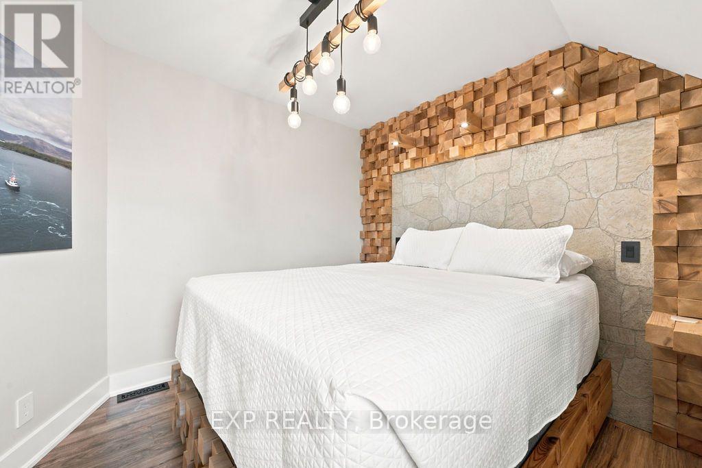 12595 Lanark Road, Greater Madawaska, Ontario  K0J 1H0 - Photo 33 - X13669722