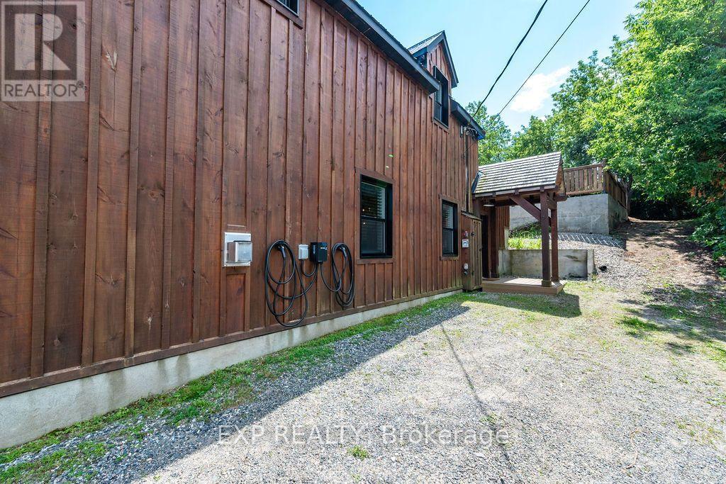 12595 Lanark Road, Greater Madawaska, Ontario  K0J 1H0 - Photo 8 - X13669722