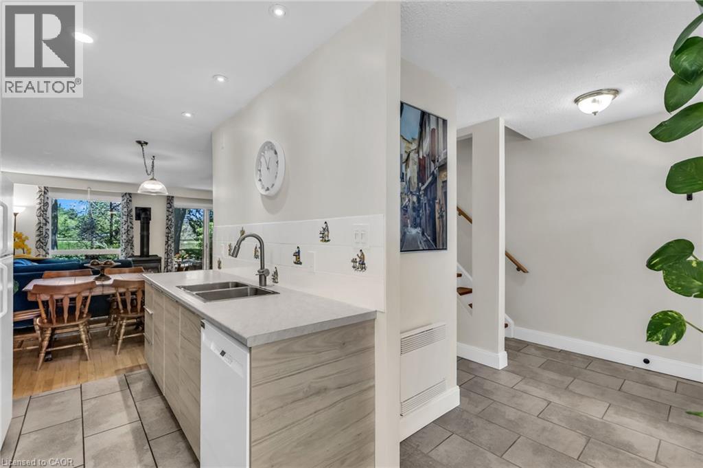 49 Rhonda Road Unit# 70, Guelph, Ontario  N1H 7A4 - Photo 18 - 40855490