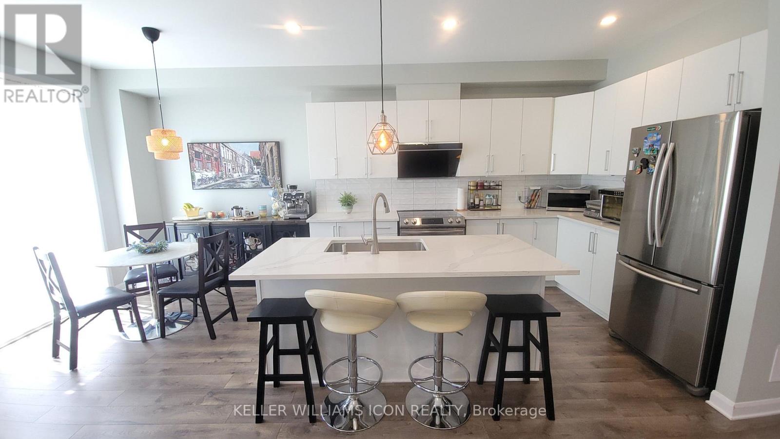 1028 Speedvale Court, Ottawa, Ontario  K2T 0P6 - Photo 4 - X13669676