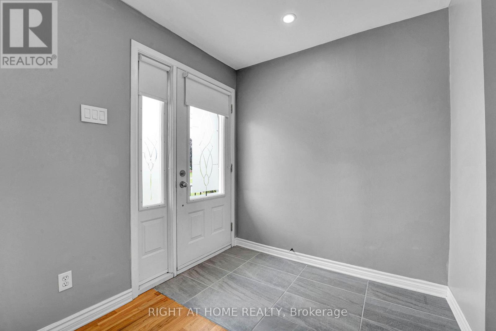 987 St Jacques Street, Clarence-Rockland, Ontario  K4K 1C1 - Photo 2 - X13669706