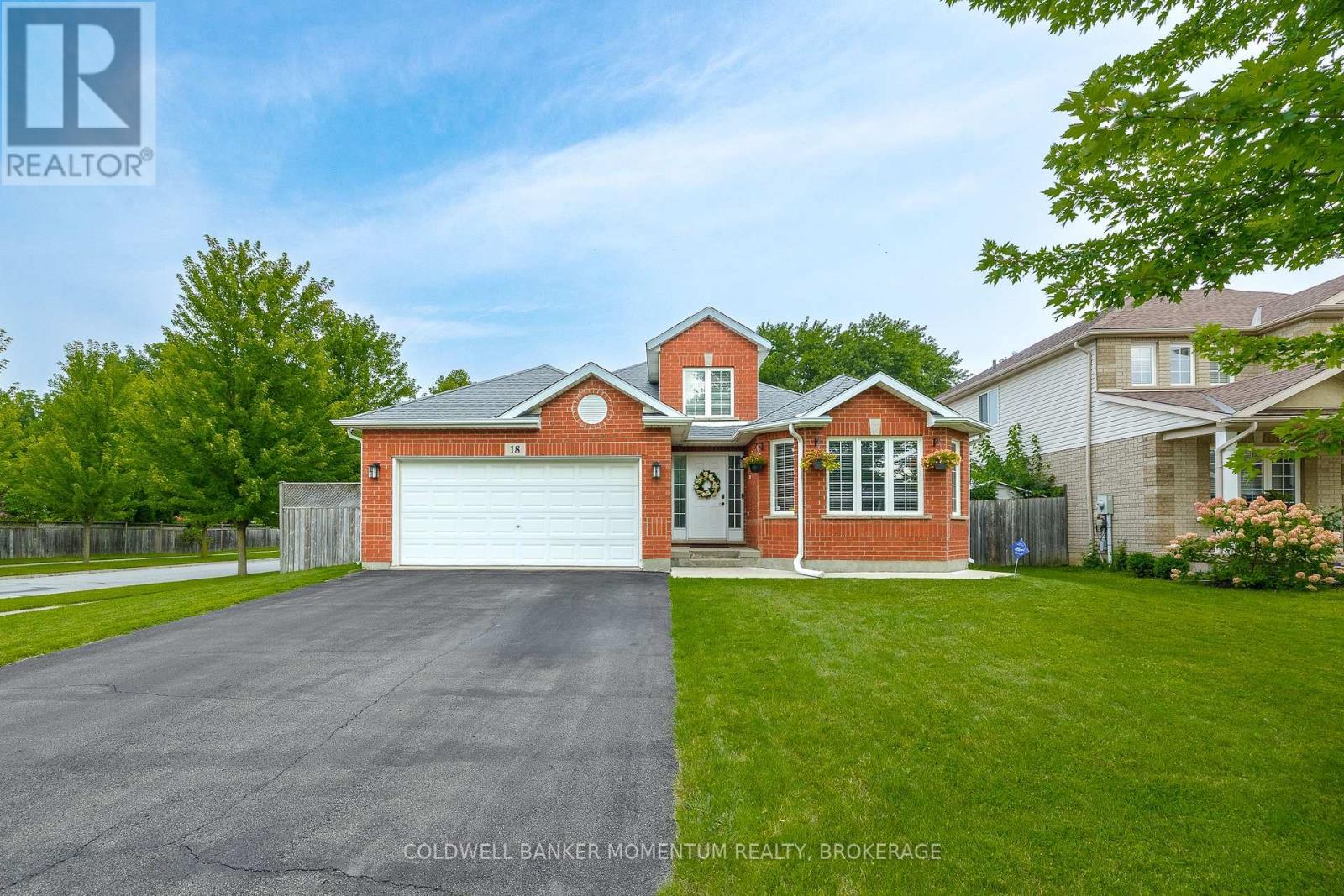 18 Loretta Drive, Niagara-On-The-Lake, Ontario  L0S 1T0 - Photo 3 - X13669704