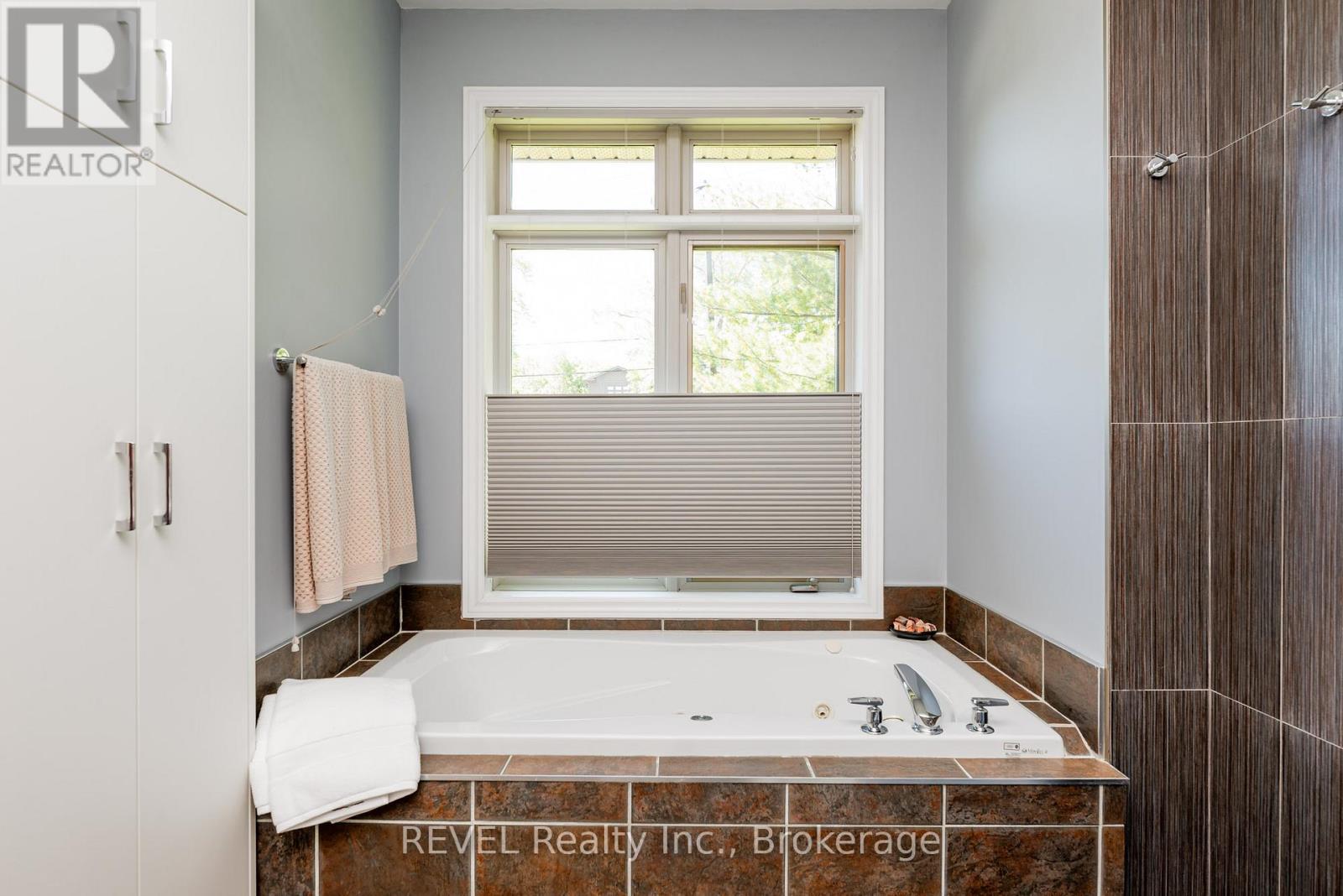 1 - 139 Glendale Avenue, St. Catharines (Glendale/glenridge), Ontario L2T 2K2 - Photo 16 - X13669724