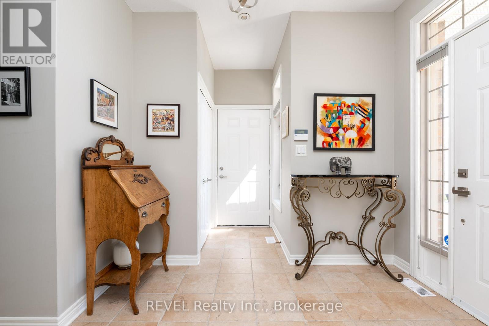 1 - 139 Glendale Avenue, St. Catharines (Glendale/glenridge), Ontario L2T 2K2 - Photo 4 - X13669724