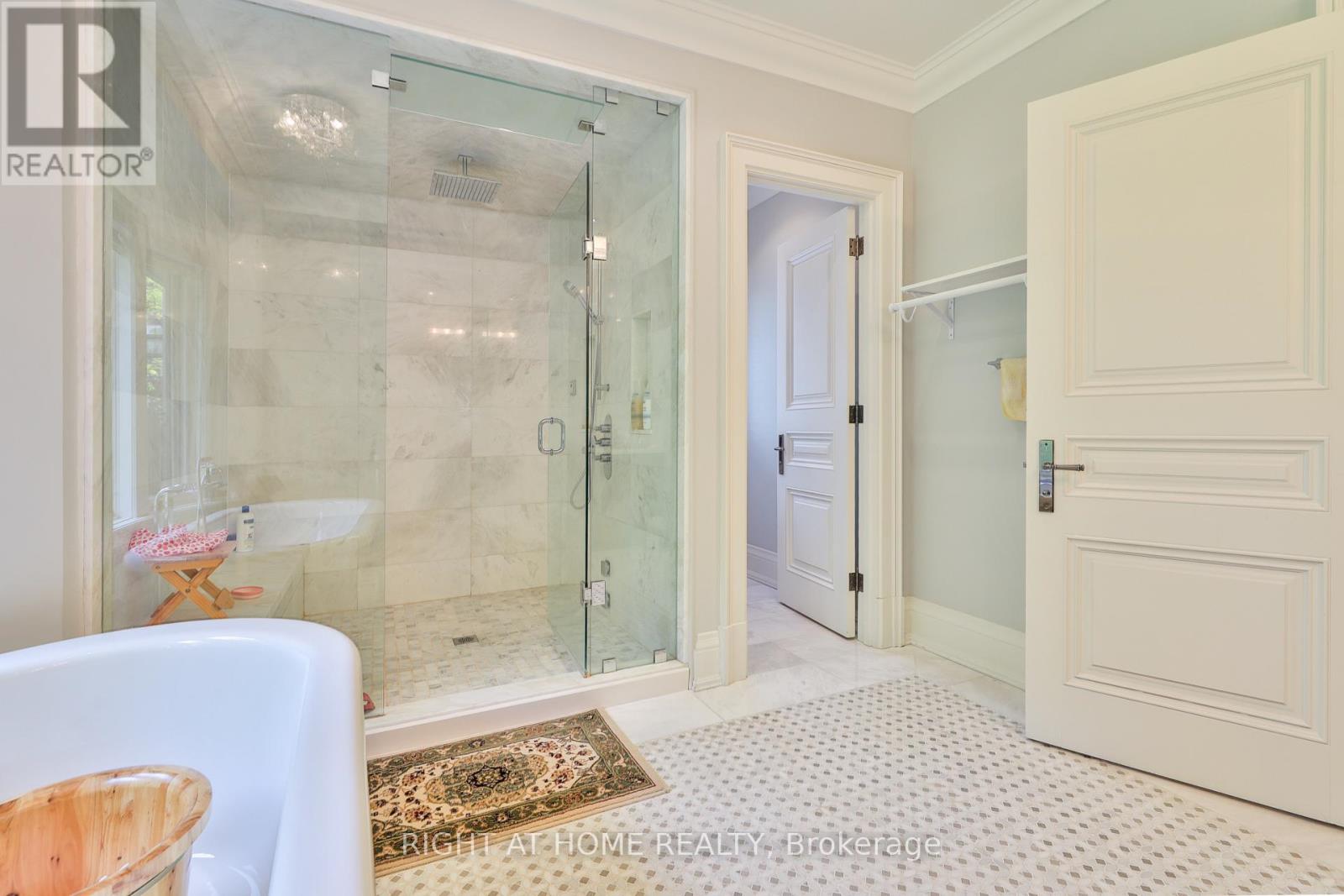 154 Munro Boulevard, Toronto, Ontario  M2P 1C8 - Photo 22 - C13669652