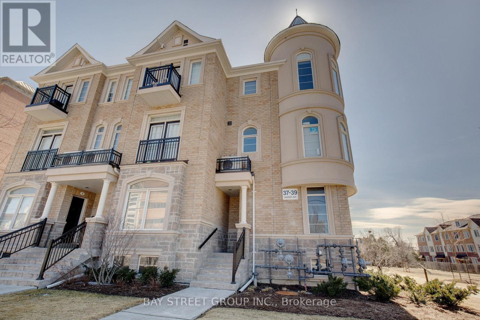 3 - 37 DREWRY AVENUE, Toronto, Ontario