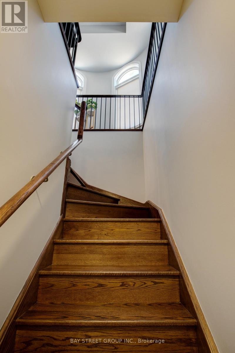 3 - 37 Drewry Avenue, Toronto, Ontario M2M 0B5 - Photo 4 - C13669664