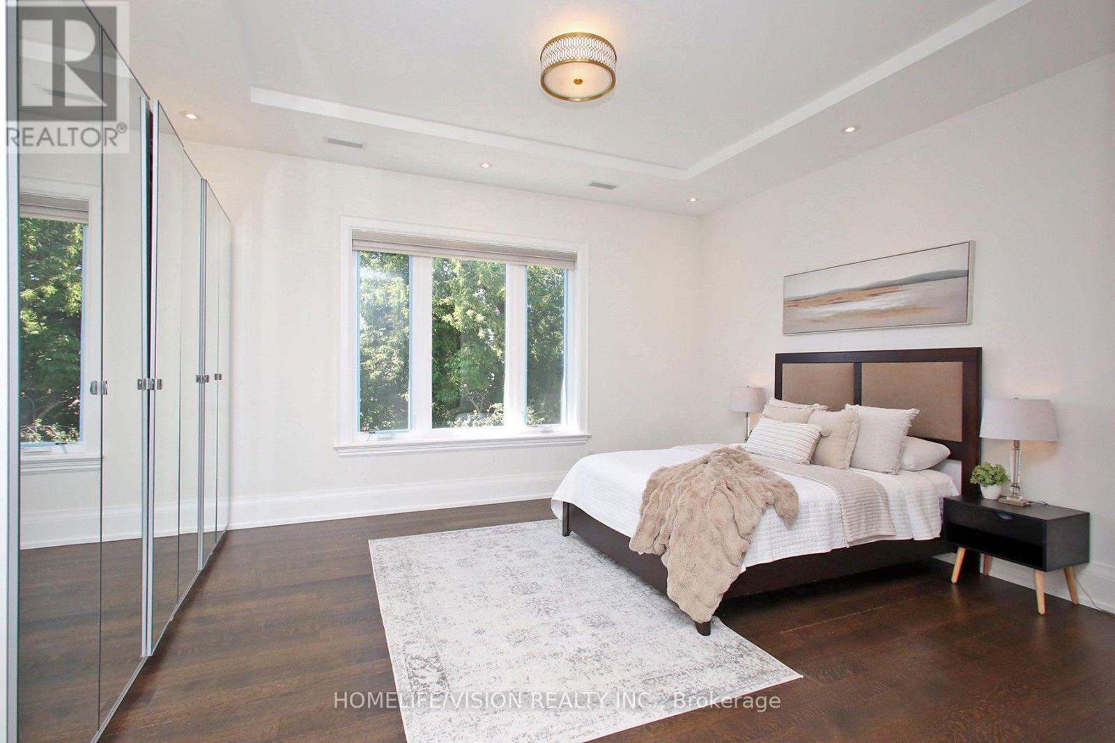 35 Longwood Drive S, Toronto, Ontario  M3B 1T9 - Photo 31 - C13669680