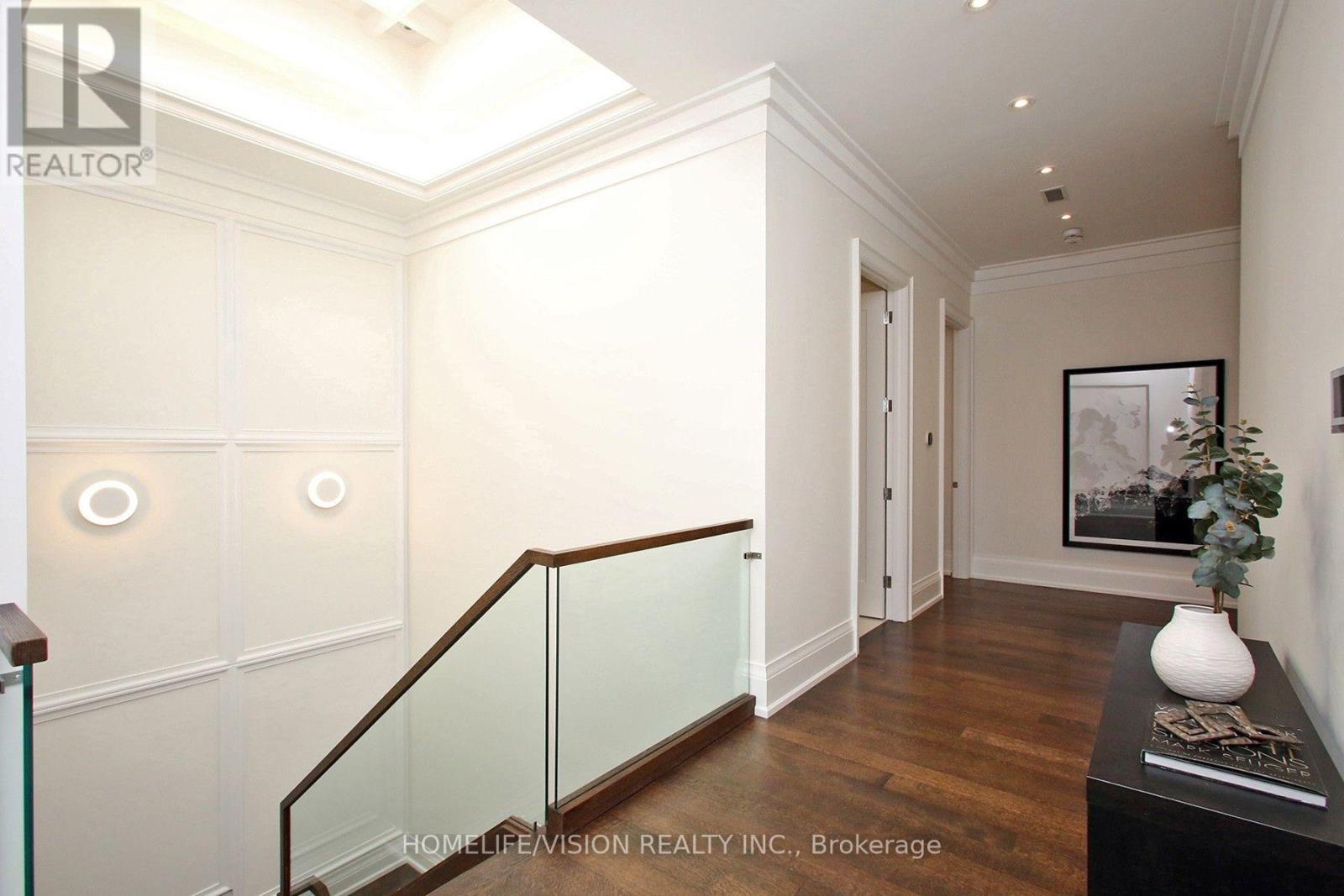 35 Longwood Drive S, Toronto, Ontario  M3B 1T9 - Photo 35 - C13669680