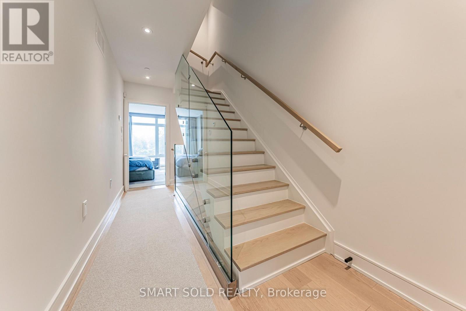 9 Flax Field Lane, Toronto, Ontario  M2N 0L5 - Photo 11 - C13669692