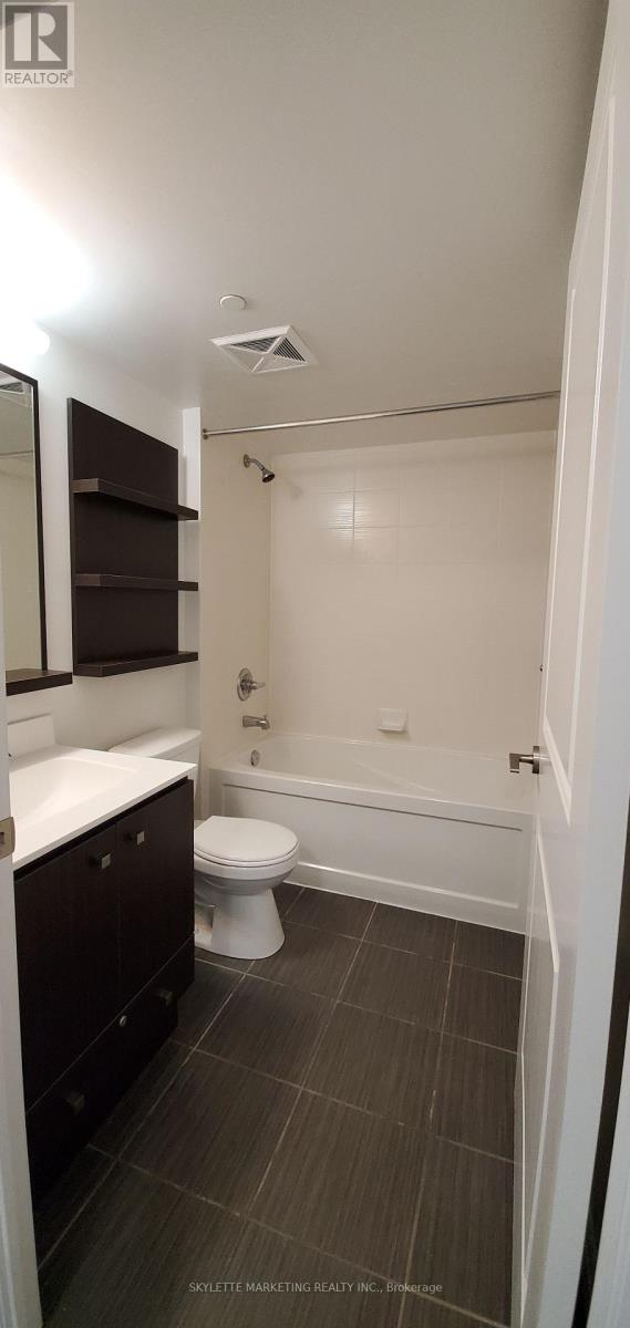 2203 - 275 Yorkland Road, Toronto, Ontario  M2J 0B4 - Photo 6 - C13669728