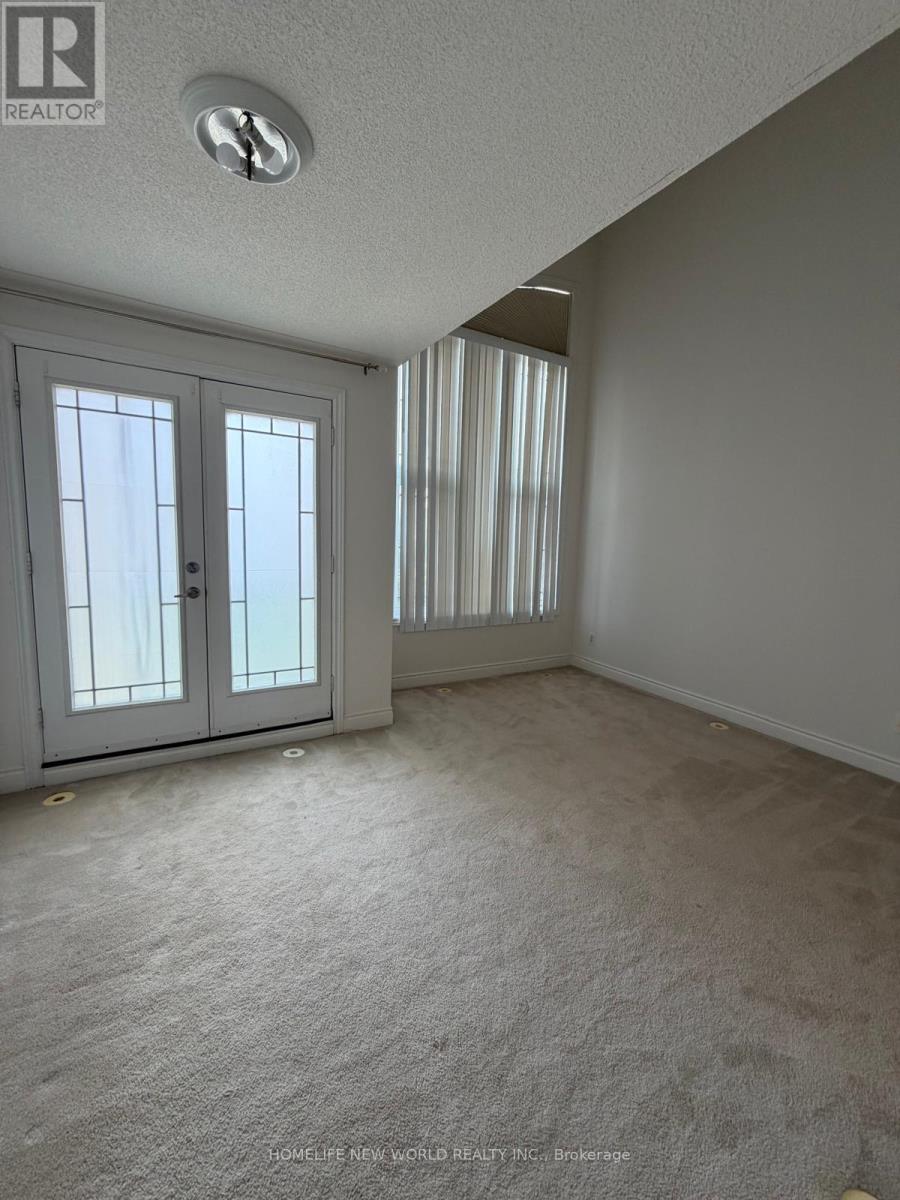 3 - 426 Kenneth Avenue, Toronto, Ontario  M2N 4W3 - Photo 3 - C13669736