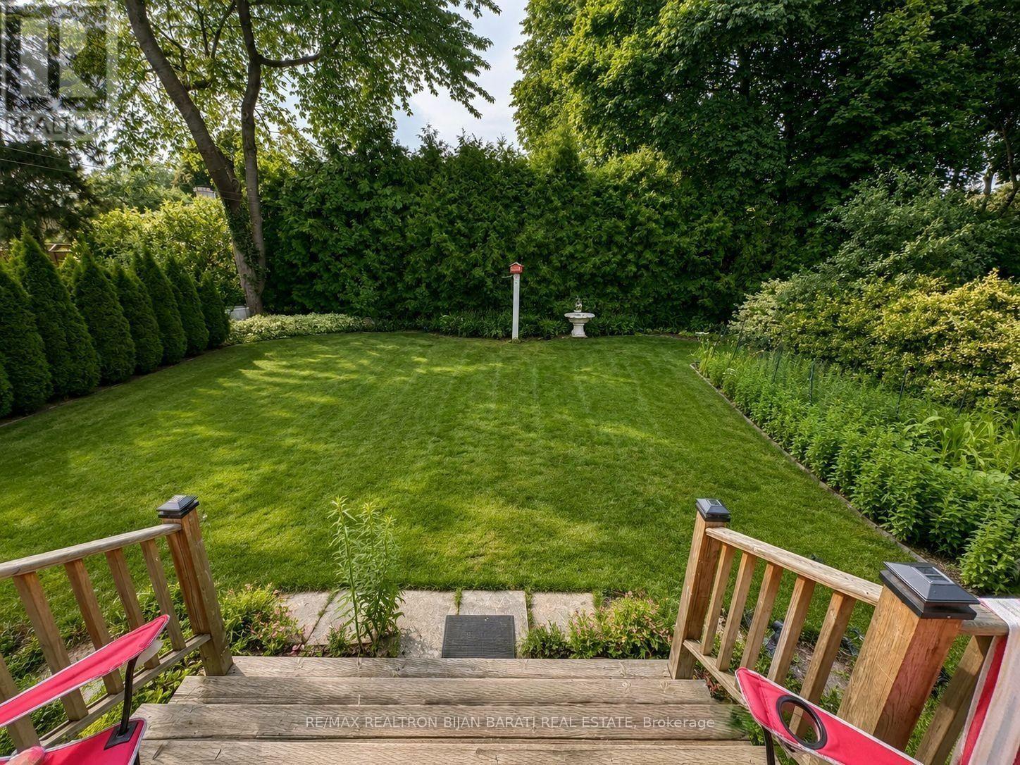 33 Sumner Heights Drive, Toronto, Ontario  M2K 1Y2 - Photo 16 - C13669756
