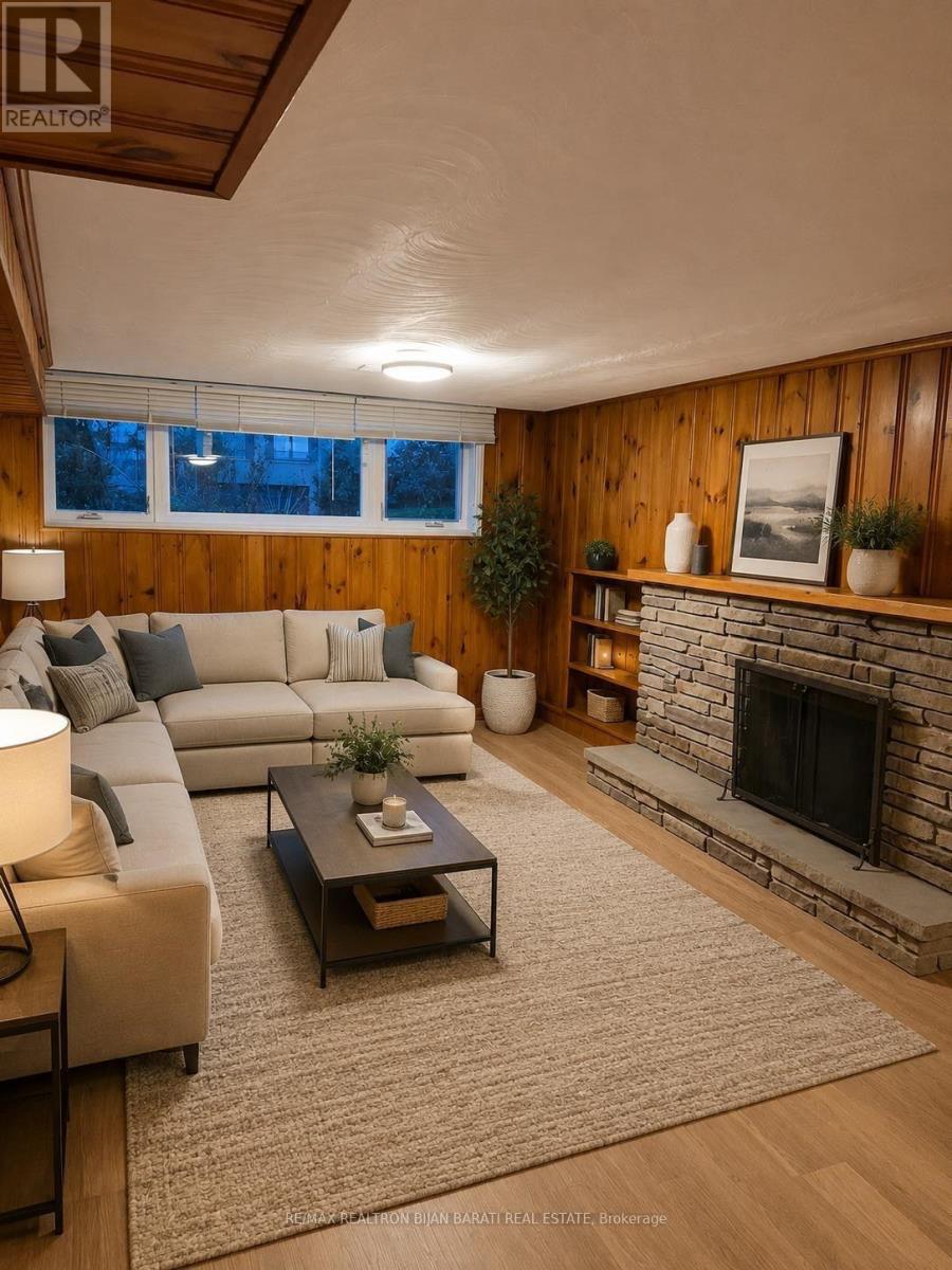 33 Sumner Heights Drive, Toronto, Ontario  M2K 1Y2 - Photo 17 - C13669756