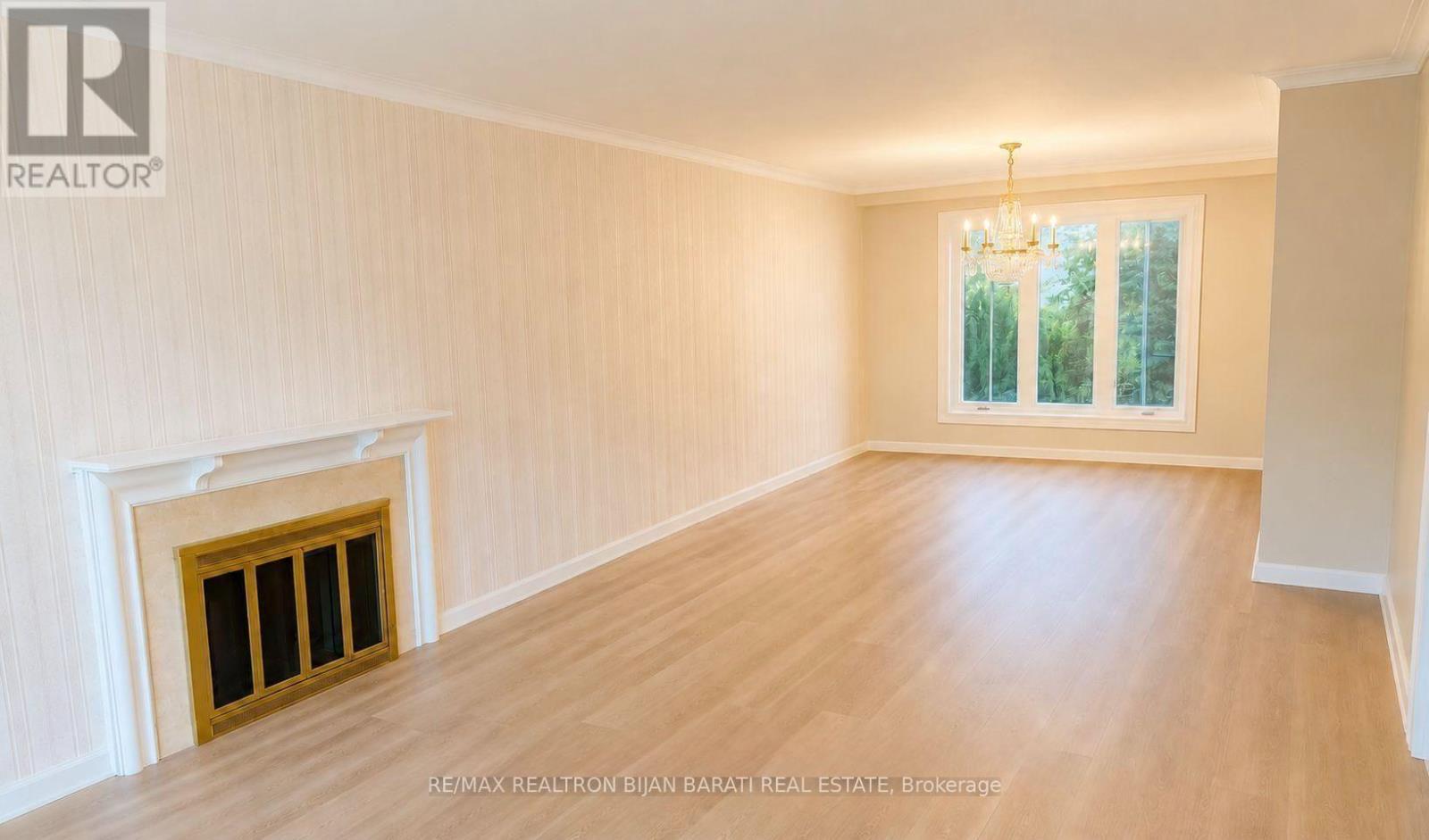 33 Sumner Heights Drive, Toronto, Ontario  M2K 1Y2 - Photo 5 - C13669756