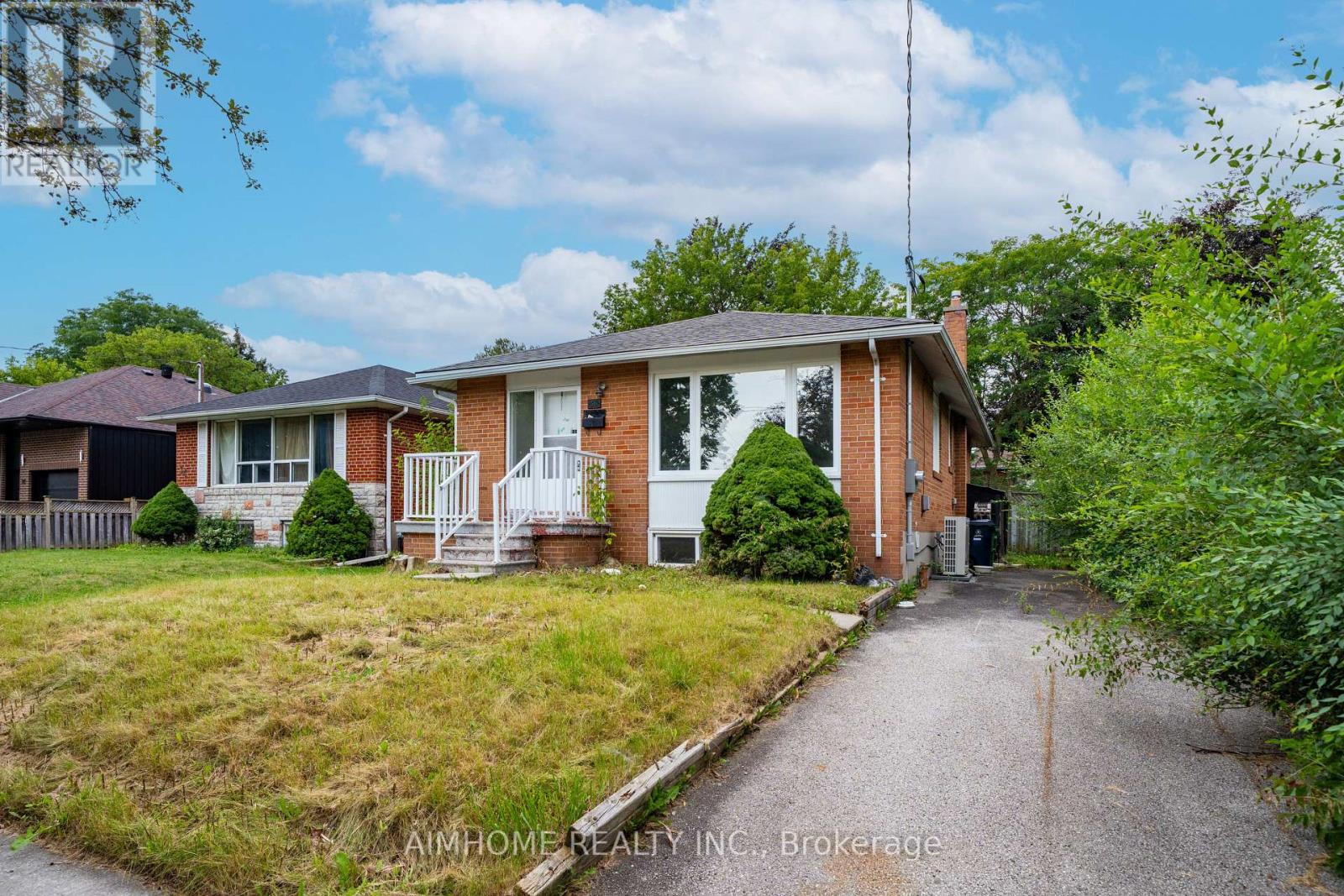 36 Moraine Hill Drive, Toronto, Ontario M1T 1Z9 - Photo 2 - E13669734